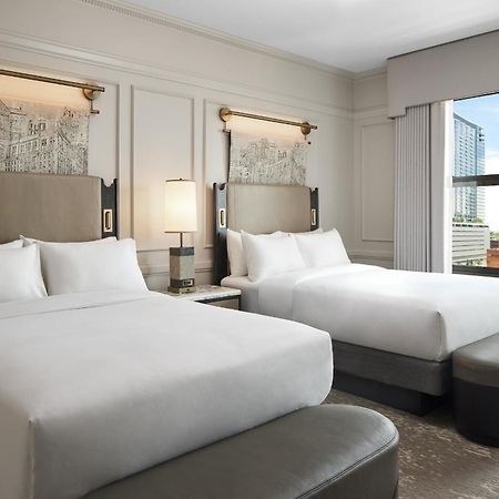 The Pfister Hotel Милуоки Экстерьер фото