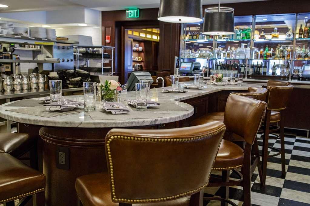 The Pfister Hotel Милуоки Ресторан фото
