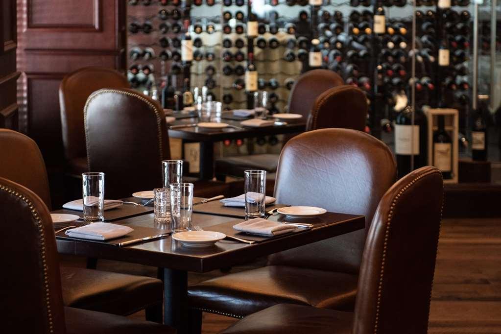 The Pfister Hotel Милуоки Ресторан фото